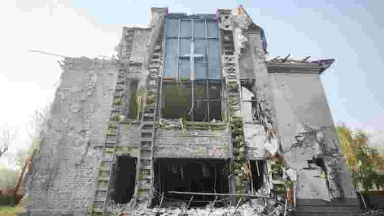 Росіяни вдарили керованою авіабомбою по церкві з людьми всередині