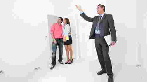 Нове житло дорожчає, але вже не біля західного кордону: як змінились ціни за рік