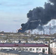 Безпілотники завдали удару по нафтооб'єктах в РФ та Криму 