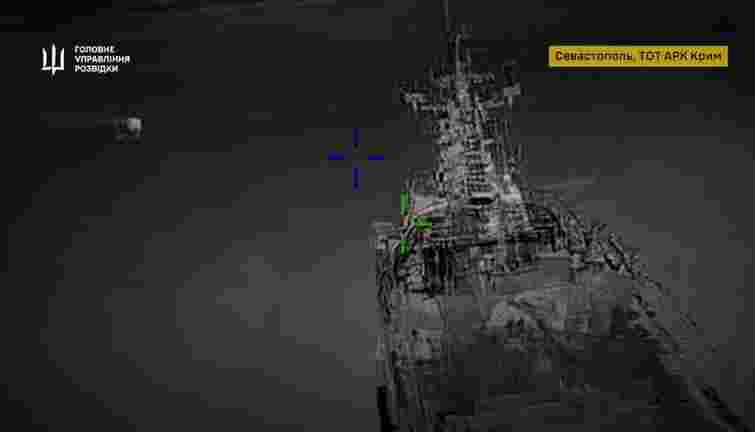 Розвідка уразила великі десантні кораблі РФ в окупованому Криму 