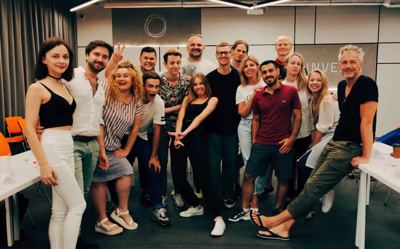 Василь Вірастюк на зйомках фільму «Поцілунок на мільйон» (2021)