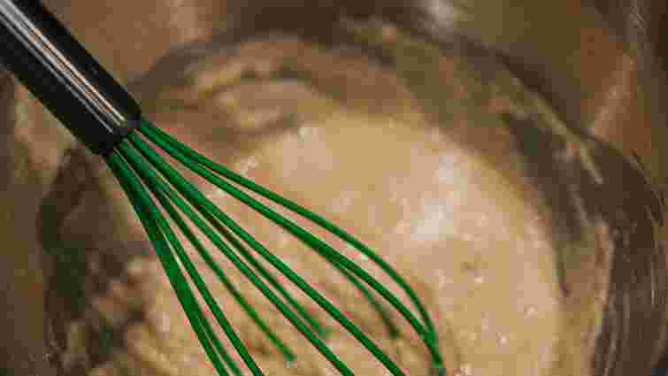 Робимо млинці ніжнішими без зайвих інгредієнтів: що слід додати в тісто