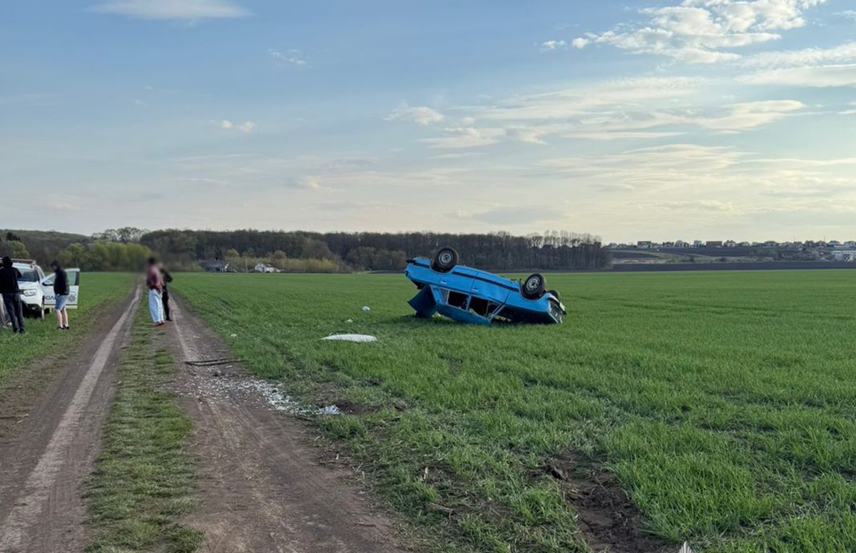 14-річна водійка з трьома пасажирами потрапила у ДТП біля Тернополя