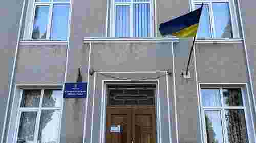 Поліція оголосила підозру колишній бухгалтерці скандального відділу освіти на Прикарпатті