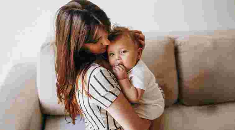 Мовознавці звернули увагу на важливу різницю: коли кажемо «мати», а коли – «матір»