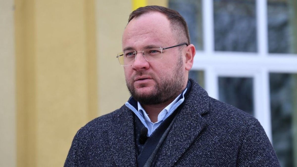 Після відставки ексмер Луцька влаштувався в агропідприємство та отримав бронювання