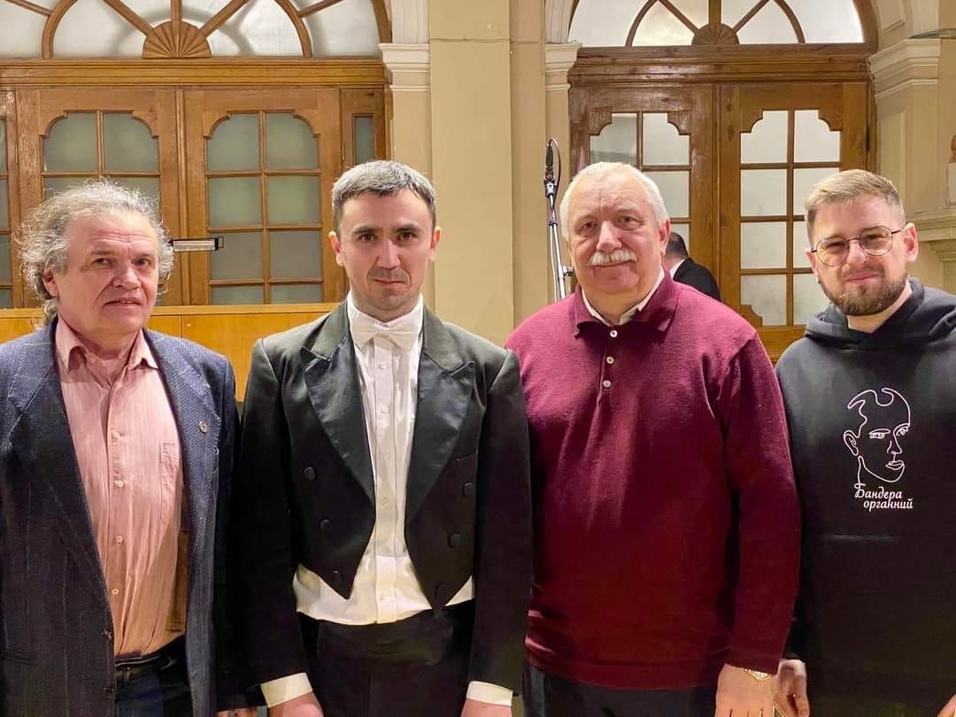 Віктор Камінський, Іван Остапович, Володимир Павенський, Тарас Демко