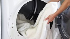 Міф чи реальна необхідність: чи справді треба прати рушники після кожного використання