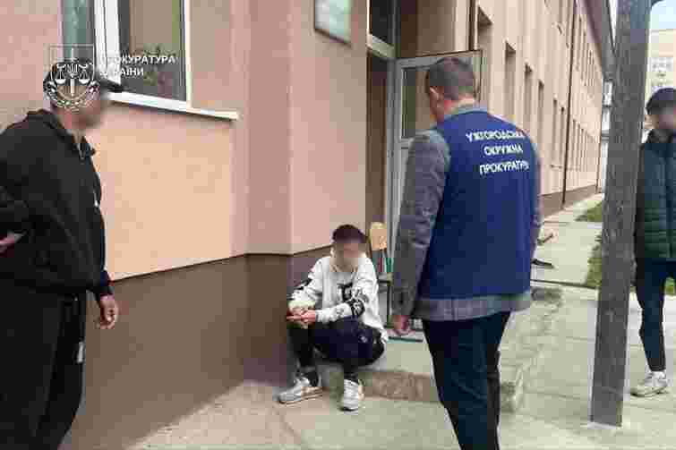 Підліток відкрив стрілянину на уроці у Чопі після вербування росіянами через компʼютерну гру