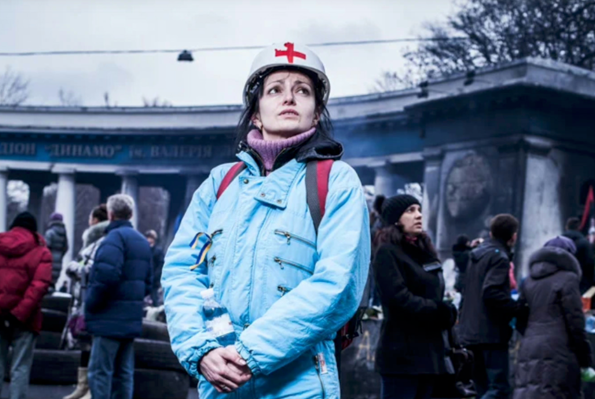 Підозрювана у службовій недбалості поліцейська Анна Дудіна була медикинею на Майдані 