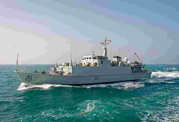 Україна розглядає можливість відправлення мінних тральників для розмінування Ормузької протоки