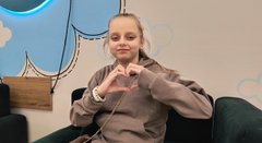 13-річній харків’янці у Львові пересадили  нирку від тата і частину печінки від мами