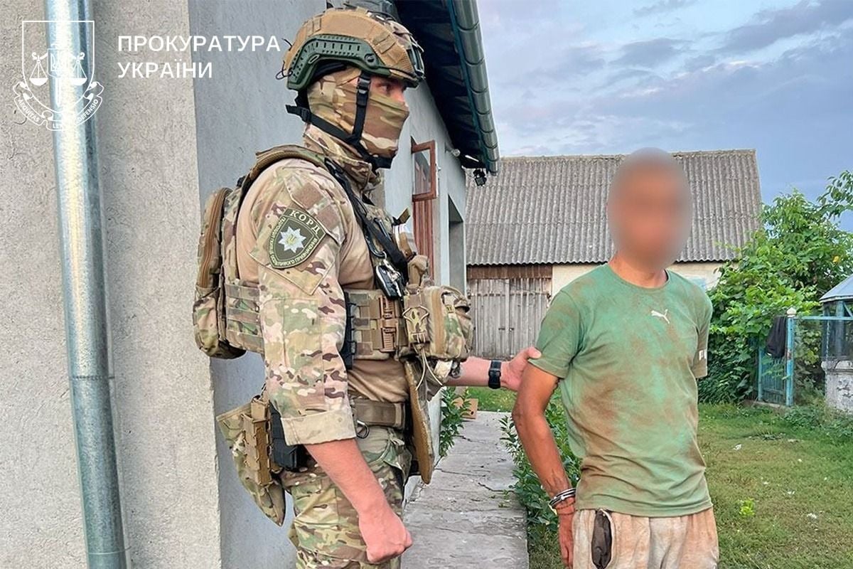 Правоохоронці затримали нападників віком 22 і 27 років