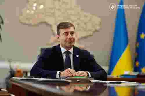 Суд в Італії дозволив удочерити евакуйовану у 2022 році українку, в якої є мати та рідні сестри