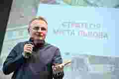 Мер Львова вимагає не допустити забудови території біля аеропорту