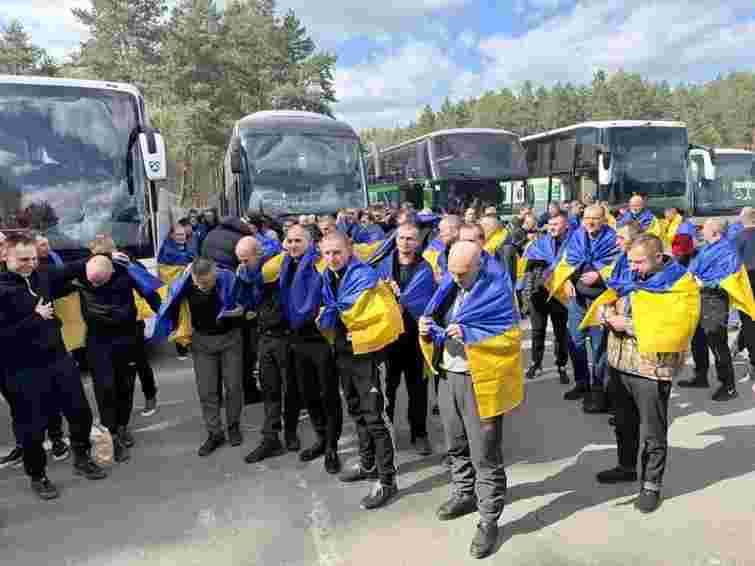 Буковинець Ігор Беренчан повернувся додому після понад трьох років полону в РФ