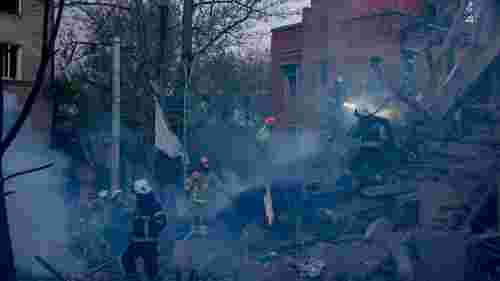 Росія масовано атакувала Україну, є руйнування та постраждалі