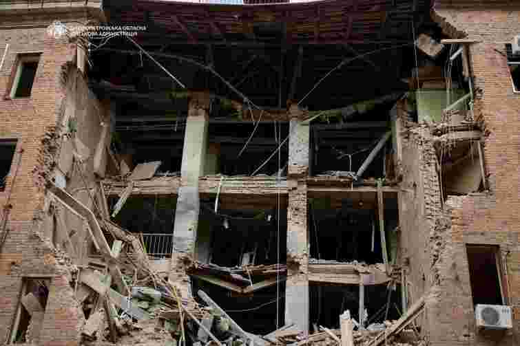 Росія завдала повторного удару по Дніпру, є загибла та поранені 