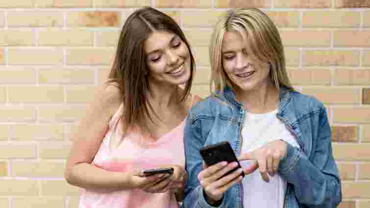 Жарти чи кібербулінг: як реагувати педагогам та батькам на насмішки учнів у соцмережах