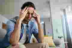 Хронічний стрес і тривога: психологиня пояснює, як самому із цим впоратися