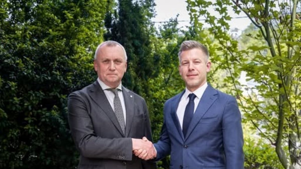 Мер Берегового запевнив Мадяра, що на Закарпатті немає утисків угорської громади