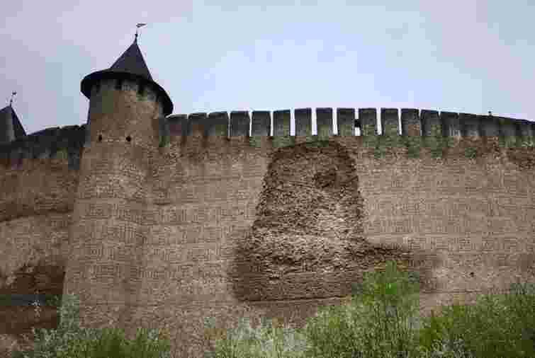 Дирекція заповідника назвала причини обвалу в Хотинській фортеці