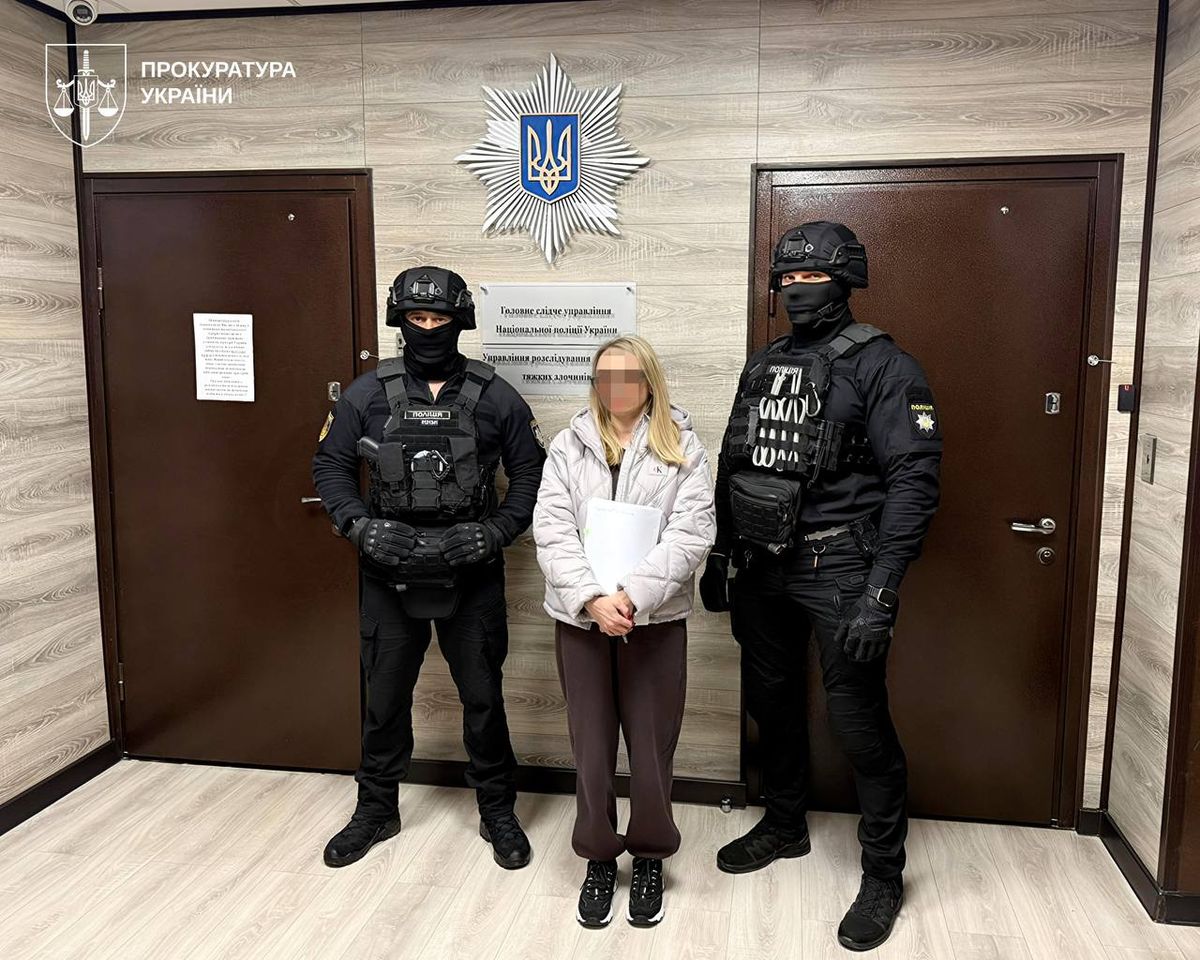 На Житомирщині матір підозрюють у створенні порнографії зі своєю сплячою дитиною