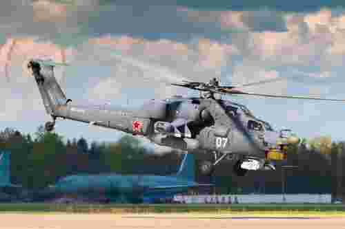 ЗСУ вдарили дронами по гелікоптерах Мі-28 та Мі-17 у Воронезькій області 