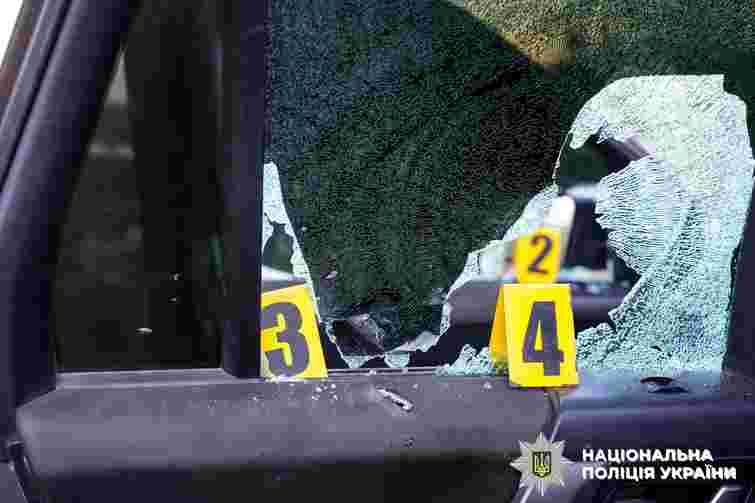 Чоловік з автомата стріляв у працівника ТЦК і поліцейського на Рівненщині 