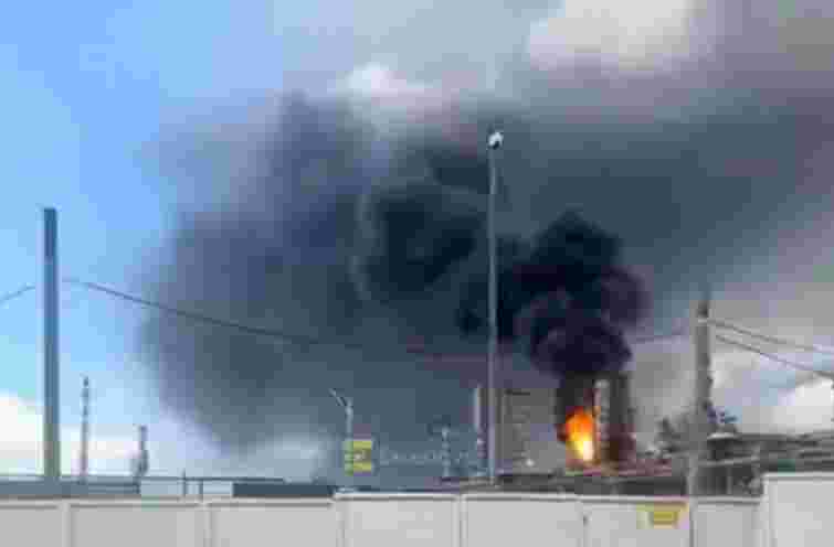 Безпілотники атакували нафтопереробний завод у російській Пєрмі