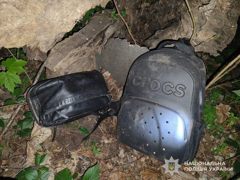 Поліція розшукала речі депутата, гроші ще шукають