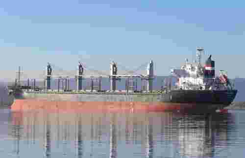 Російське судно з краденим українським зерном залишило територіальні води Ізраїлю