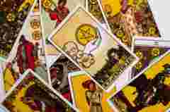  Інтернет-провидиця видурила у мешканки Хмельницького 500 тис. грн