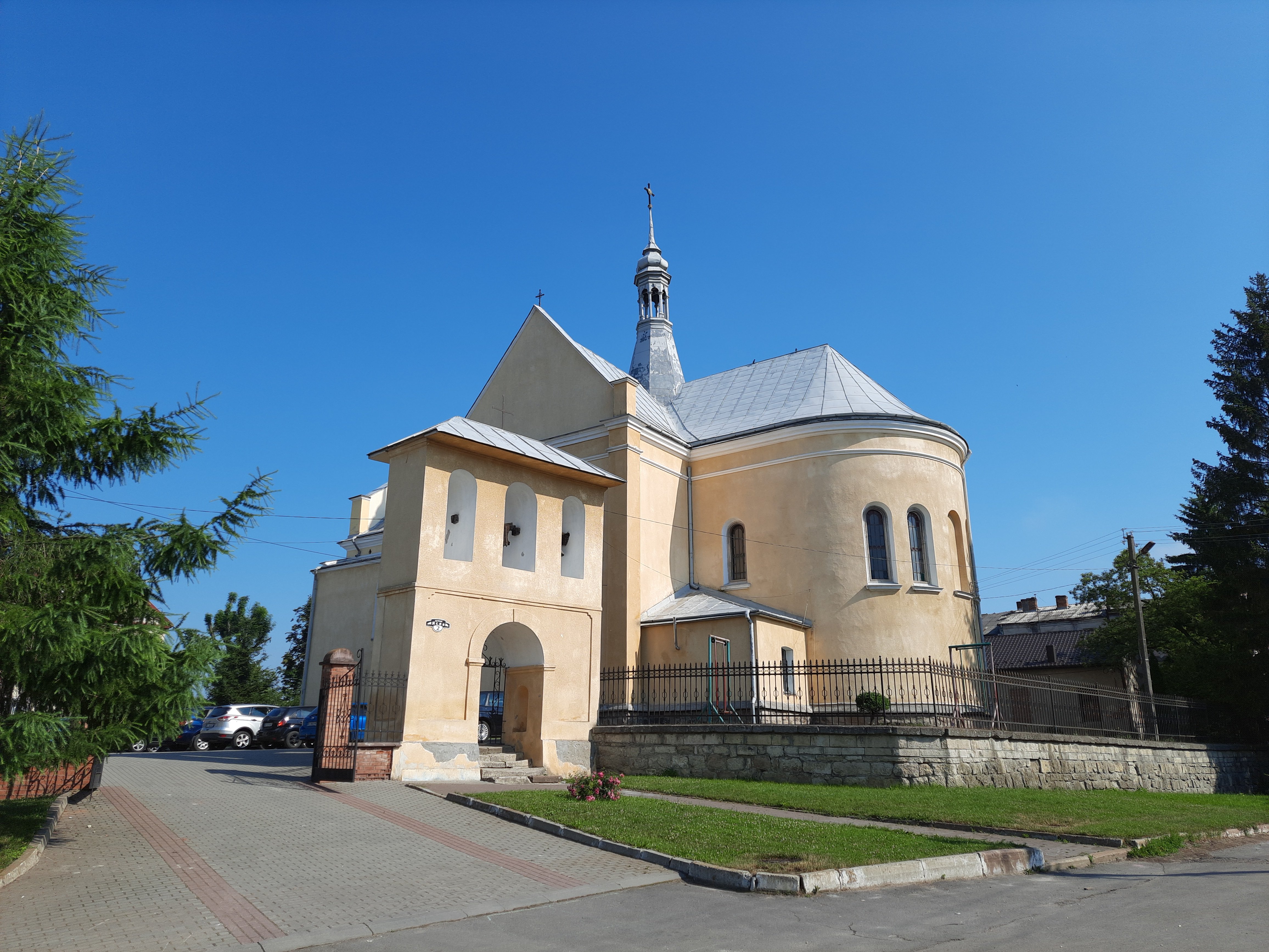 Костел у Бібрці (фото ZAXID.NET)