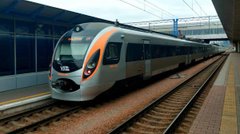 «Укрзалізницю» оштрафували на 142 тис. грн за відсутність візи у пасажира-іноземця
