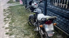 На Львівщині мотоцикліст вʼїхав у бетонний стовп і проштрикнув ногу арматурою