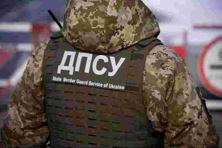 Львівський прикордонник отримав тюремний строк за влаштування на службу за хабар
