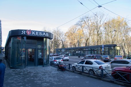 Суд відмовився заборонити експлуатацію самовільних МАФів на місці підземних переходів у Львові