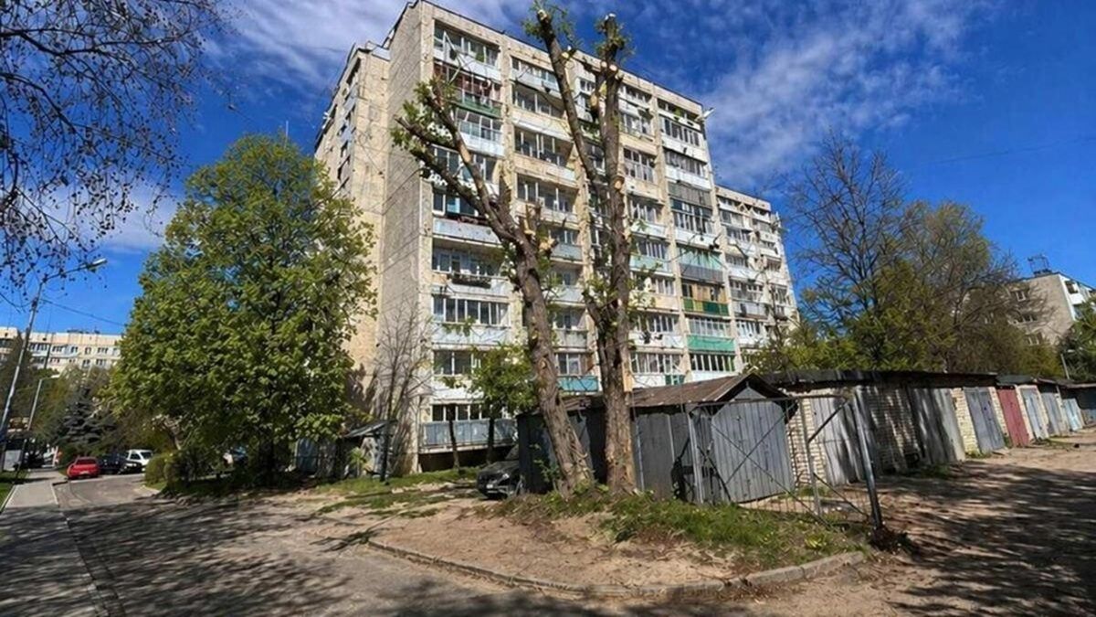 Львівська чиновниця отримала догану за відповідь на звернення мешканця ШІ-зображенням