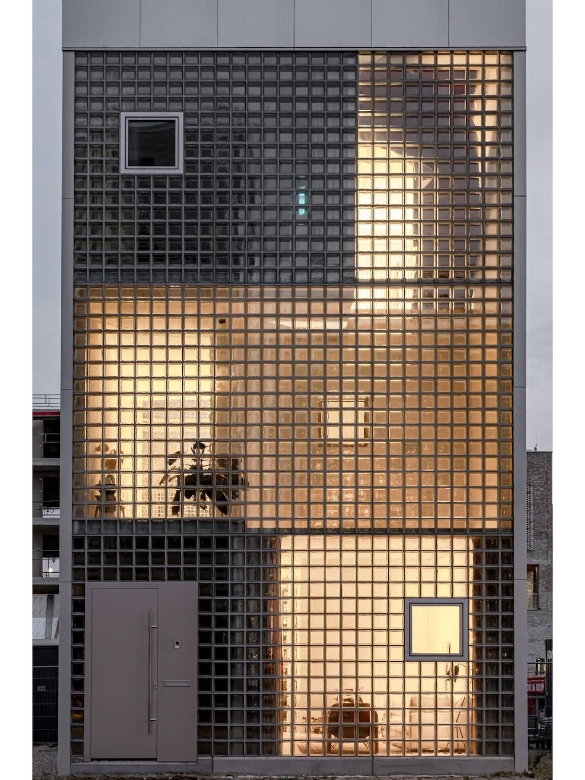 Фото від Studioninedots.