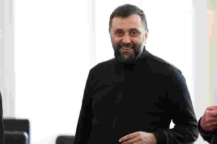 Депутат Львівської міськради поширив фейк, що вакцина від коронавірусу викликає рак