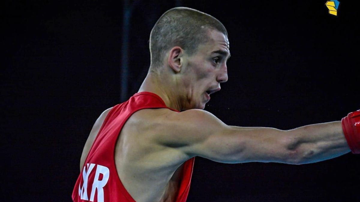 Чемпіон України з боксу побив поліцейського на Прикарпатті