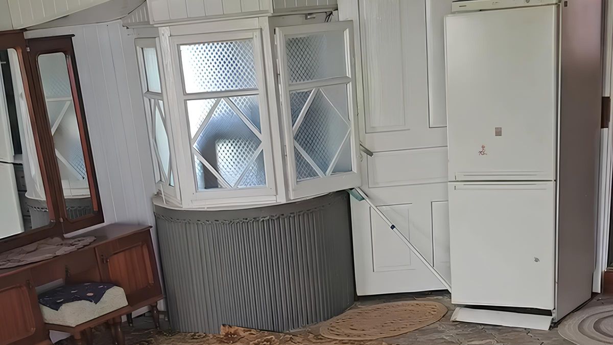 Криниця прямо в кімнаті: у Карпатах продають незвичний будинок