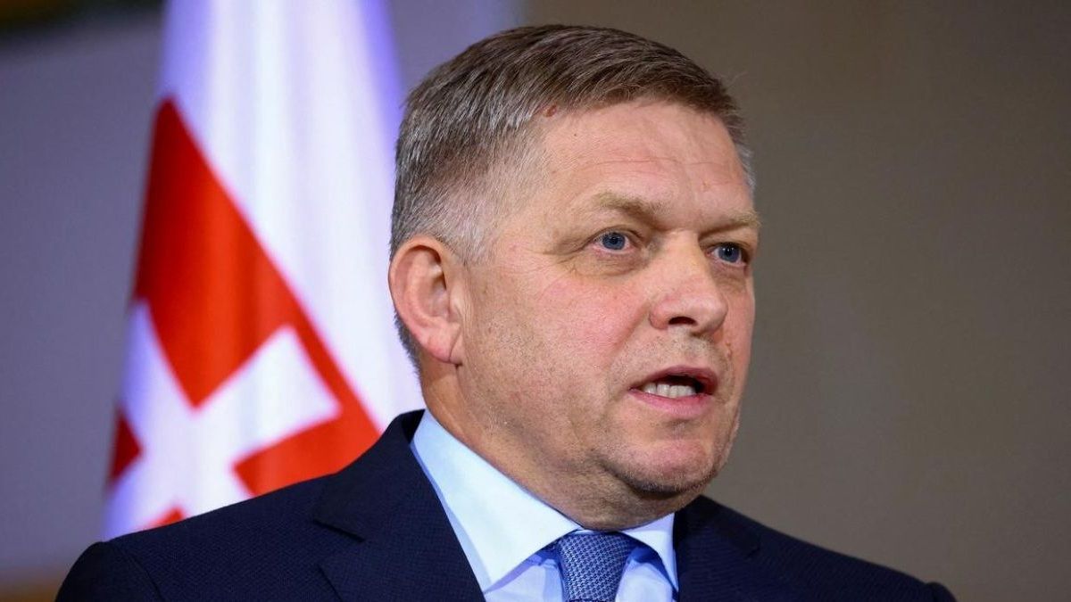 Фіцо передасть Путіну послання Зеленського під час поїздки до Москви