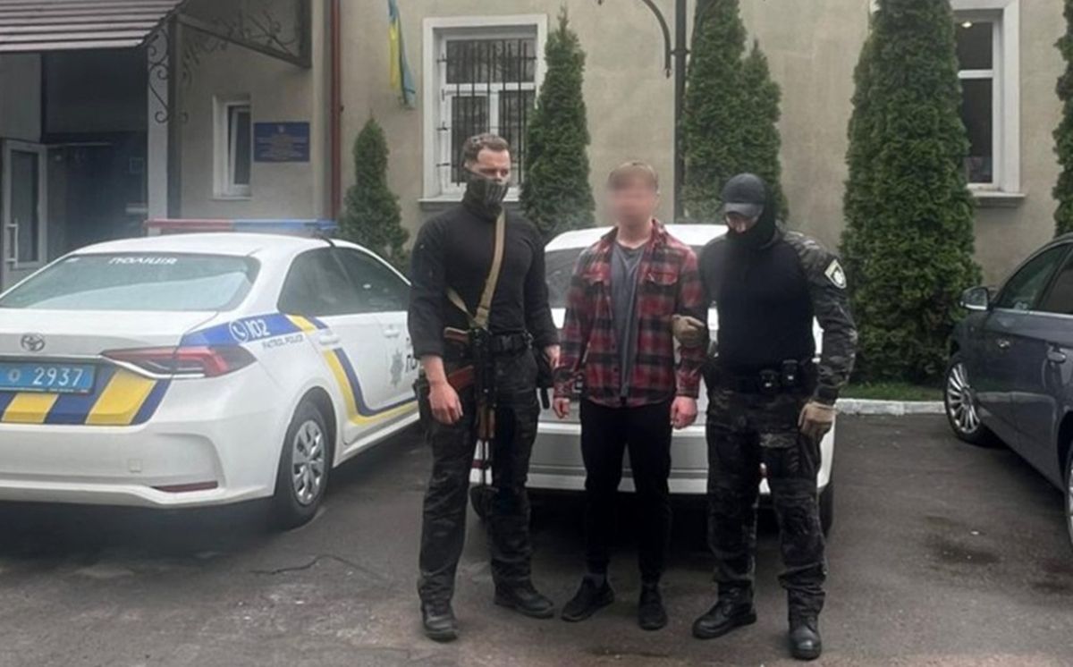 Поліція затримала 19-річного хмельничанина за спробу підпалу мечеті у Львові