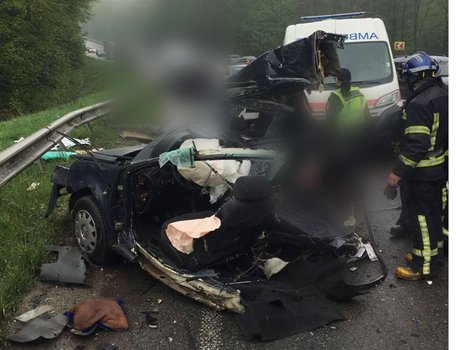 Внаслідок ДТП біля Львова загинули 41-річна мати та її 14-річний син