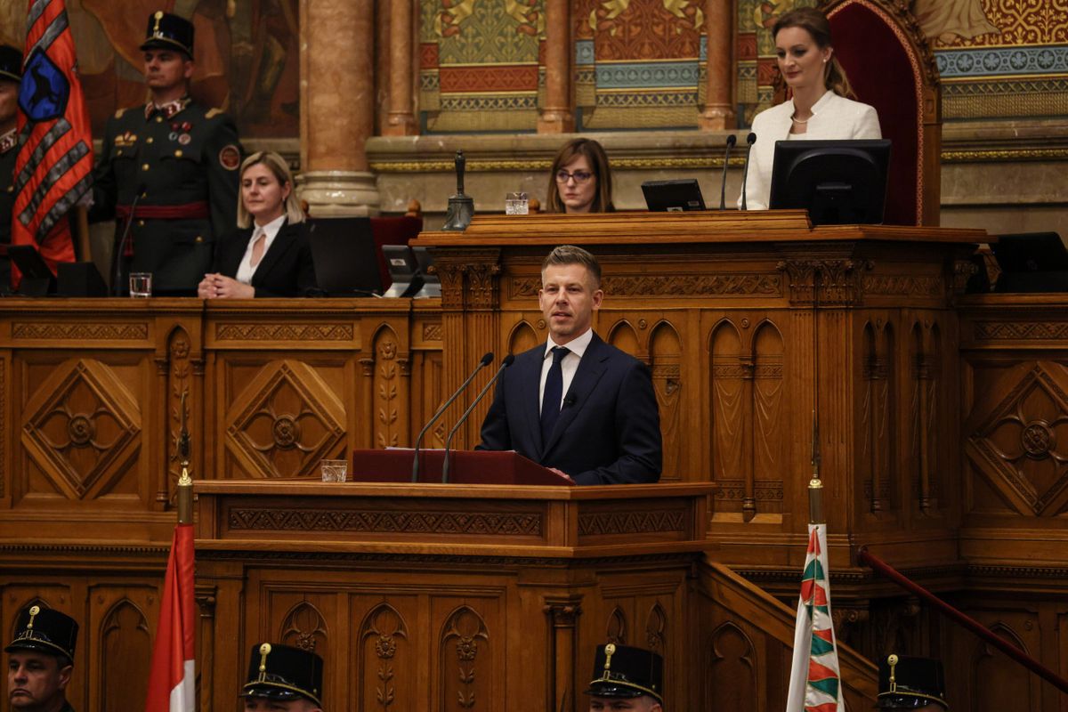 Петер Мадяр офіційно обійняв посаду премʼєр-міністра Угорщини