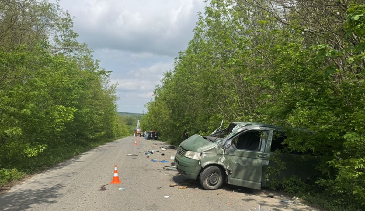 Поліція Тернопільщини шукає очевидців смертельної аварії за участю військових ТЦК