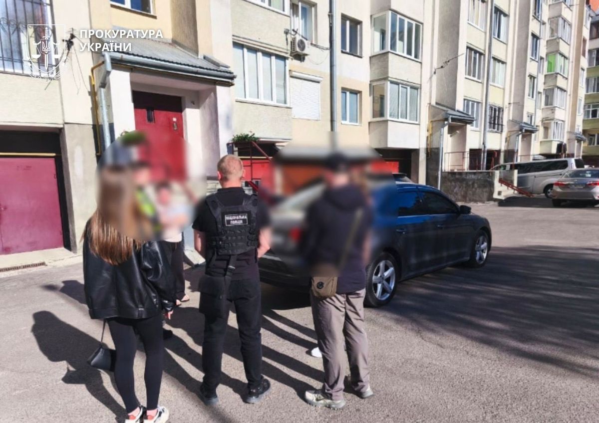 Львів’янка зі спільницею відкрили будинок розпусти в Івано-Франківську