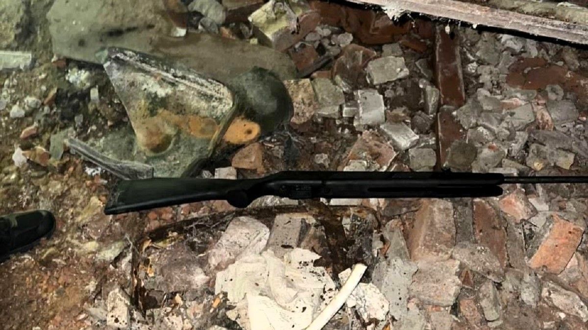 Мешканець Ужгорода влаштував стрілянину в багатоповерхівці